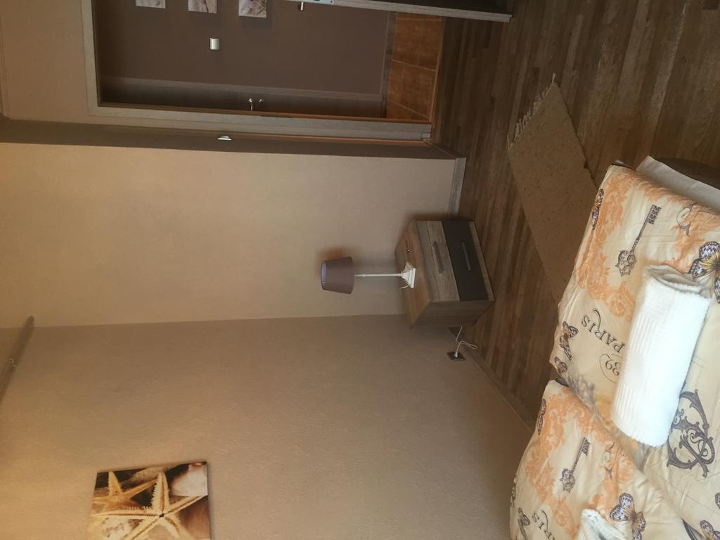 Belvarosi Deluxe Apartman Baja Exteriör bild